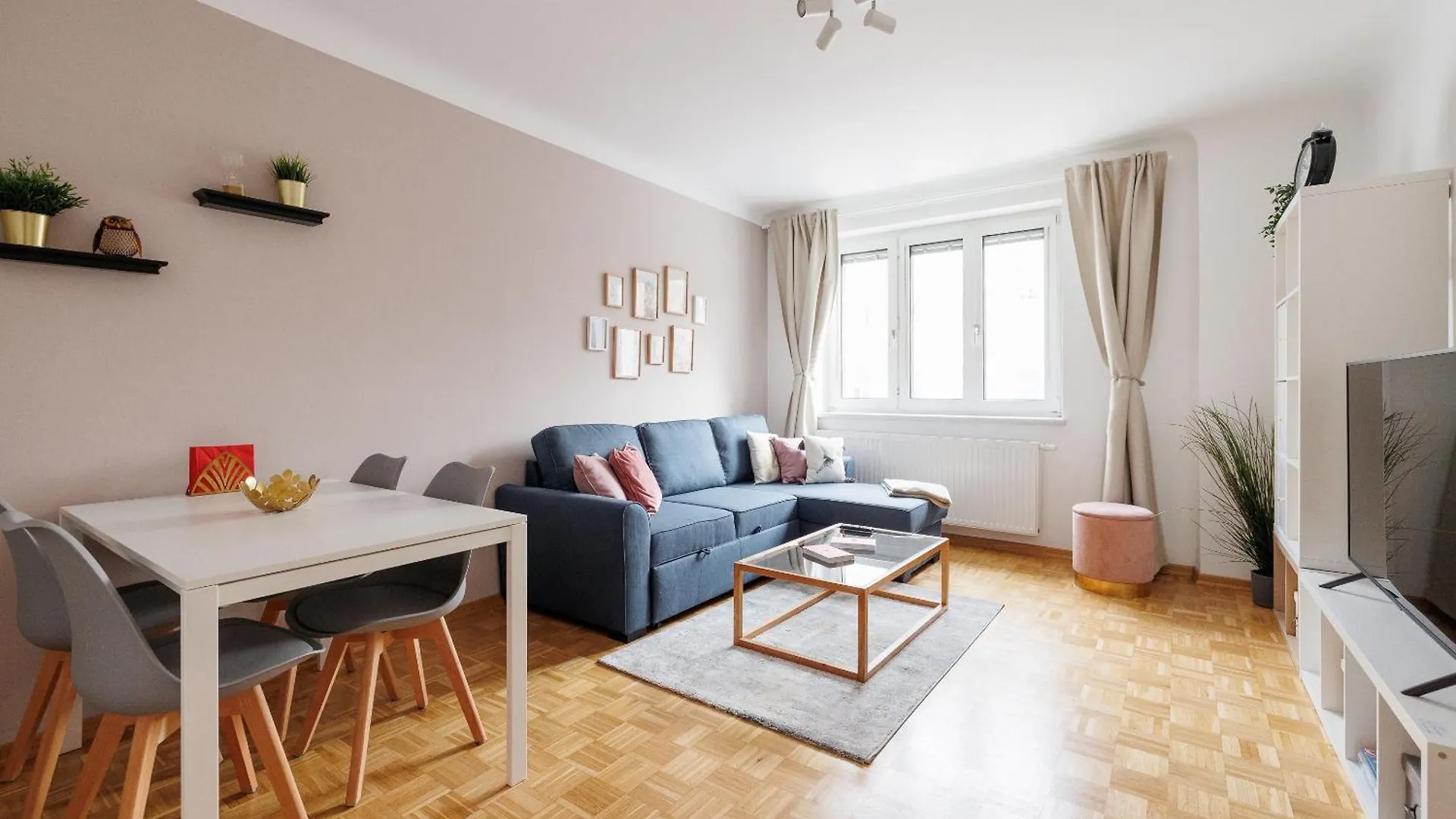 Golden Space Close To Schoenbrunn By Jr City Apartments